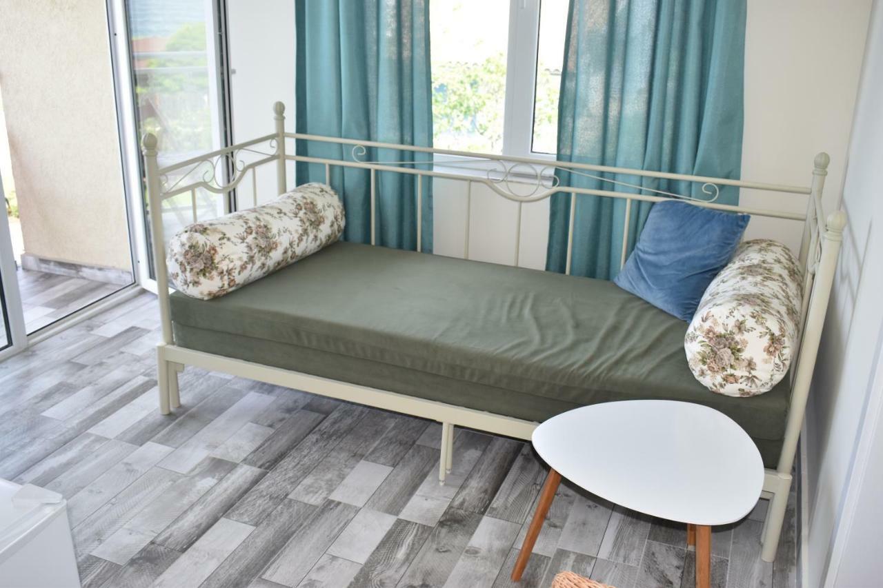 Hotel Синя Луна à Lozenets Extérieur photo