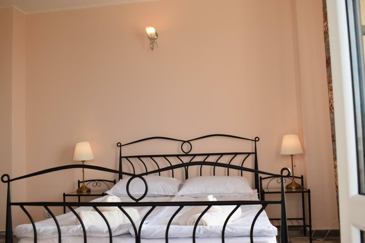 Hotel Синя Луна à Lozenets Extérieur photo