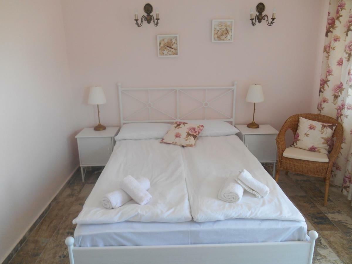 Hotel Синя Луна à Lozenets Extérieur photo