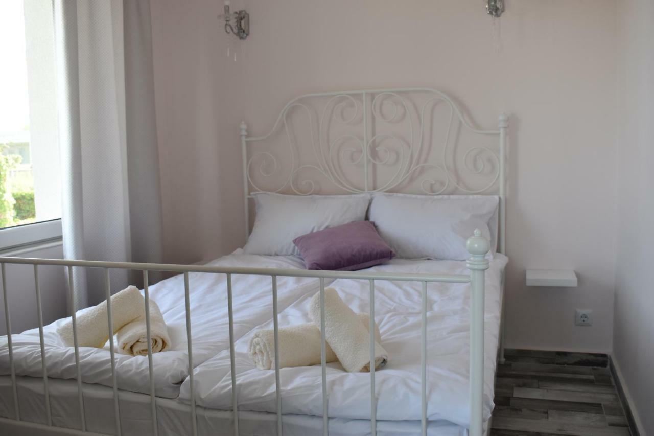 Hotel Синя Луна à Lozenets Extérieur photo