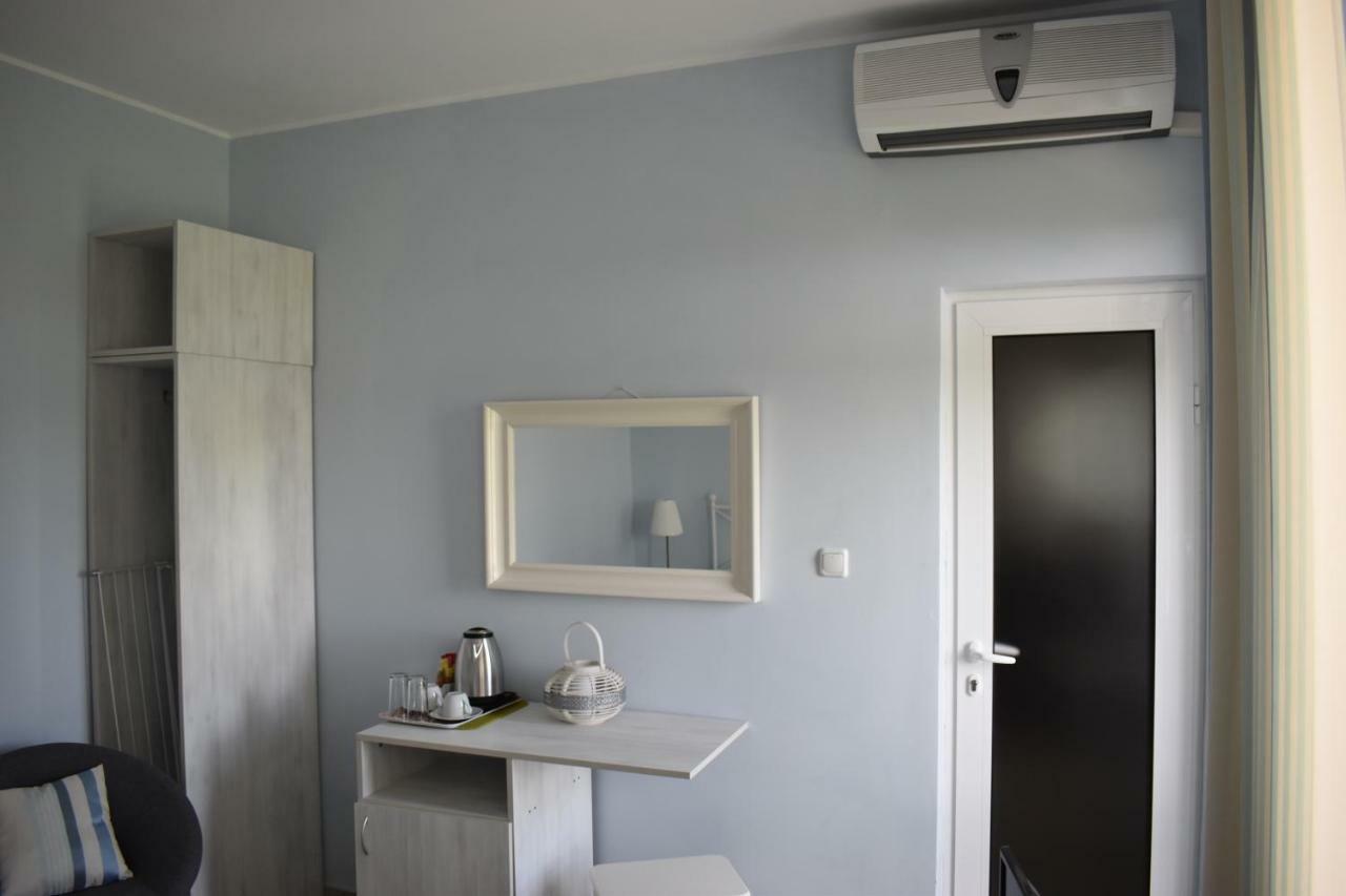 Hotel Синя Луна à Lozenets Extérieur photo